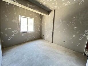 Comision 0! Apartament cu 3 camere decomandate 85 mp debara si balcon de vanzare in zona Rahovei din Sibiu