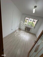 Apartament cu 3 camere de vanzare 64 mp