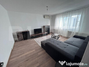 Apartament cu 3 camere, 72 mp utili, cartier Rovine