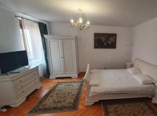 Apartament De Vanzare 3 Camere 80 Mpu Centrul Istoric Teatru Gong