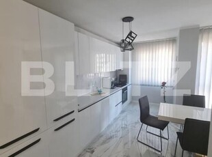 Apartament la cheie, semidecomandat, parcare inclusa, lift, zona Catanelor