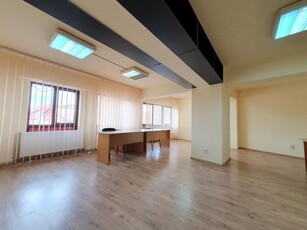 Apartament La Cheie Spatiu Birouri 7 Camere Vanzare Turnisor Sibiu