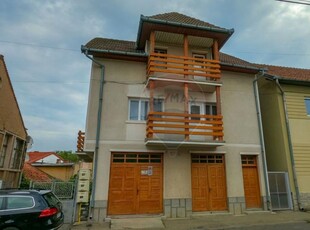 Casa / Vila cu 5 camere de inchiriat in Deva , Central, jud. Hunedoara