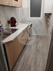 Închiriez apartament 2 camere. 0749483231