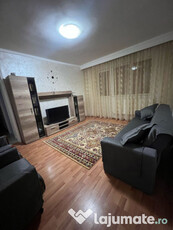 Închiriez apartament 3 camere pe termen lung tomis nord