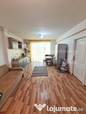 Pret oportun! Apartament 2 camere, etaj intermediar, balcon