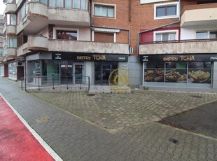 Vand/inchiriez spatiu comercial in Hunedoara, Central-Micro1, 160mp