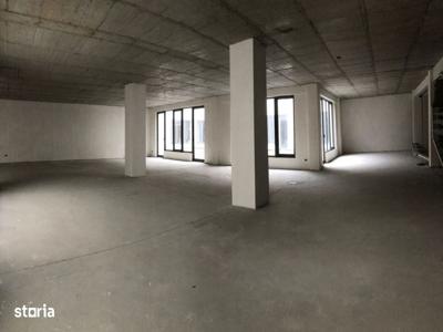 Spatiu comercial 597 mp constructie noua zona Plopilor