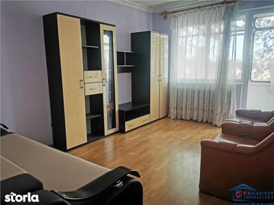 Apartament 3 Camere, Sub Cetate , 63 mp utili