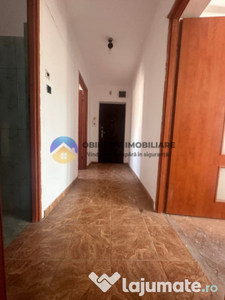 Apartament 2 camere/2 balcoane CENTRU