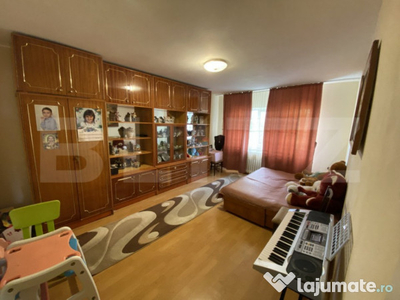 Apartament 3 camere, 72 mp, decomandat, zona Dumbrava, Zalau