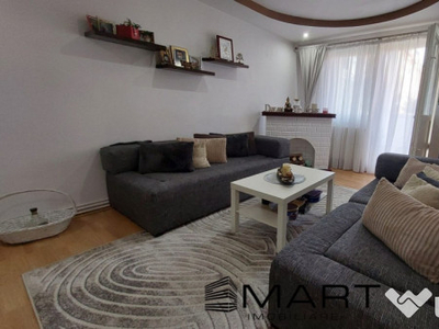 Apartament 4 camere zona Vasile Aaron