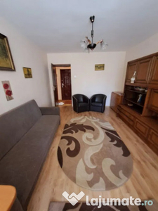 Apartament cu 2 camere decomandate Zona Centrala