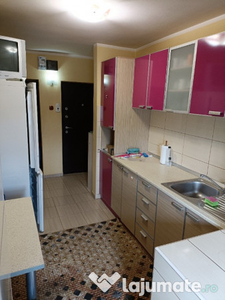 Apartament cu doua camere semidecomandate în Țiglina 2