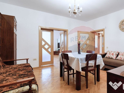 Apartament de inchiriat la Casa, zona Florilor