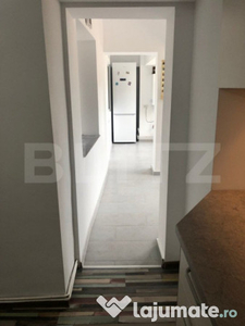 De vanzare apartament 4 camere