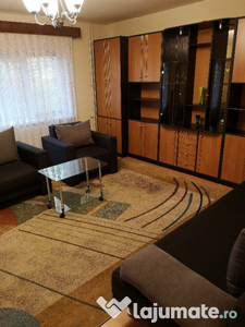 Proprietar inchiriez apartament 3 camere Odobescu