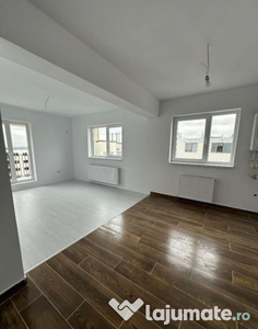 Vanzare apartament tip studio decomandat nemobilat finisa...