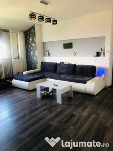 Apartament 2 camere la mansarda zona girocului