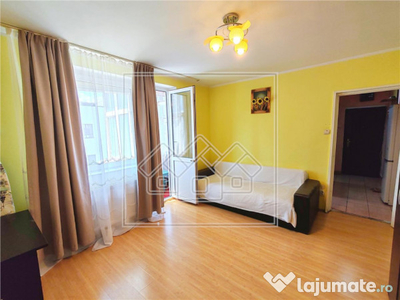 Apartament 2 camere, zona Mihai Viteazu, la cheie, etaj inte