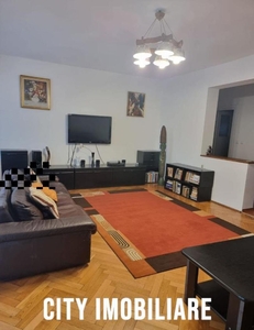 Apartament 3 camere, mobilat, S 90 mp + 2 balcoane, Str. Plopilor. de inchiriat