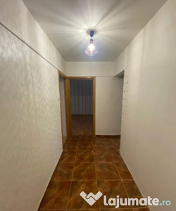 Apartament 4 camere - BLOC ANVELOPAT - zona BRANCOVEANU