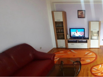 Apartament cu 2 camere, bloc nou, Centru