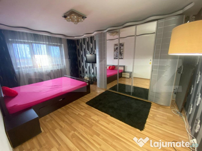 Apartament cu 2 camere, centrală proprie, cartier Calea Sev