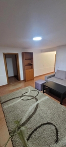 Apartament cu 4 camere de inchiriat, la casa, zona Someseni