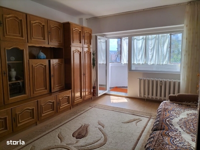 Apartament 2 camere, Tractorul