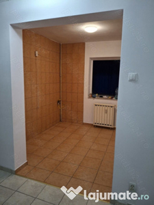 Apartament 2 camere-decomandat-etaj - 1- METROU AUREL VLAICU