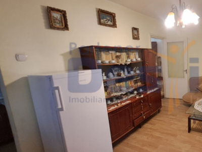 Apartament 2 camere nedecomandat, 37 mp, ZONA ALEXANDRU CEL