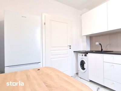 Apartament 3 camere decomandat, 1 Mai, (zona scoala 36)