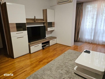 Apartament 2 camere renovat zona mal