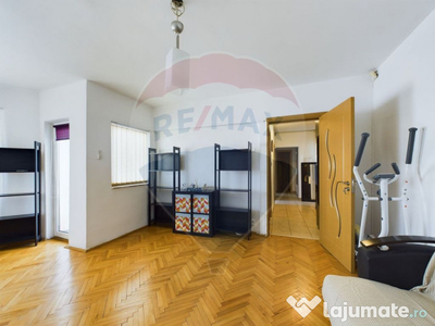 Apartament 2 camere Str Parfumului - Zona Unirii