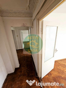 Apartament 3 camere, etaj 1