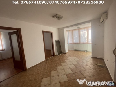 Apartament 3 Camere, Etajul 2, Bulevardul Republicii