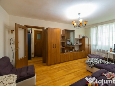 Apartament 3 camere Piata Sudului semidecomandat