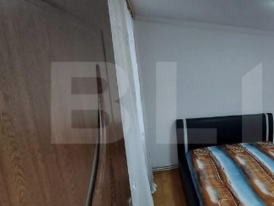 Apartament 3 camere, semidecomandat, 66 mp, zona Parang