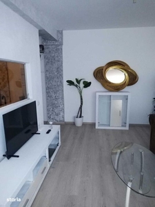 Apartament de 2 camere zona SANPETRU