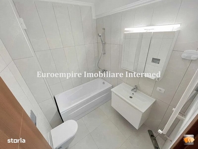 Anunț Vânzare Apartament 3 Camere Renovat Complet