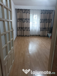 Apartament cu 2 camere la parter, zona Plopilor