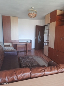 Apartament de inchiriere 2 camere decomandat etaj 7 din 9 zona Iosia