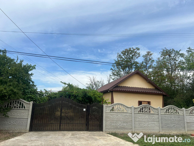 Casa Rosioru Comuna Cochirleana Judetul Buzau