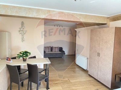 Garsoniera inchiriere in bloc de apartamente Sibiu, Central