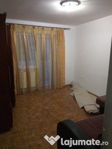 Inchiriez apartament 2 camere zona Gruia