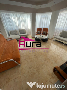 Inchiriez apartament 4 camere zona Peco