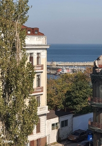 Casa de lux, cu vedere panoramica asupra muntilor, 2600mp teren Gura R