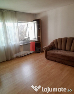 Apartament 2 camere adiacent Decebal