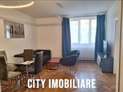 Apartament 2 camere, decomandat, mobilat, Central. de inchiriat